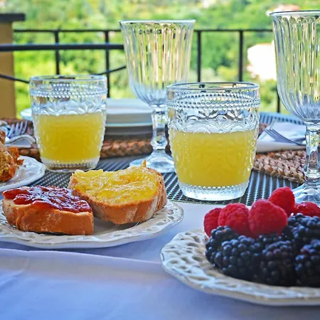 La Luna E L'ulivo Antica Bed & Breakfast