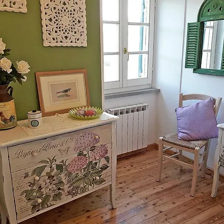 La Luna E L'ulivo Antica